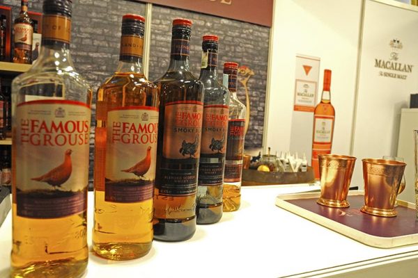 The Famous Grouse whiskyk felsorakozva. A kedvencünk a 12 éves Famous Grouse Gold Reserve volt.  – Whisky Show 2017 | Fotó: Juhász Tibor