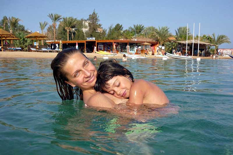 Nati és kislánya Egyiptomban